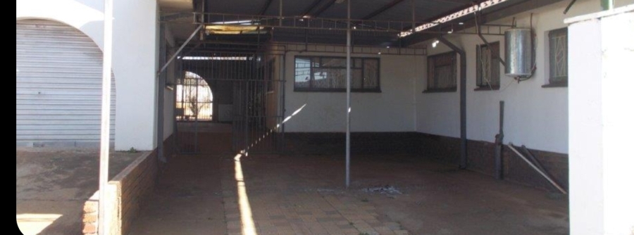 4 Bedroom Property for Sale in Mohadin North West